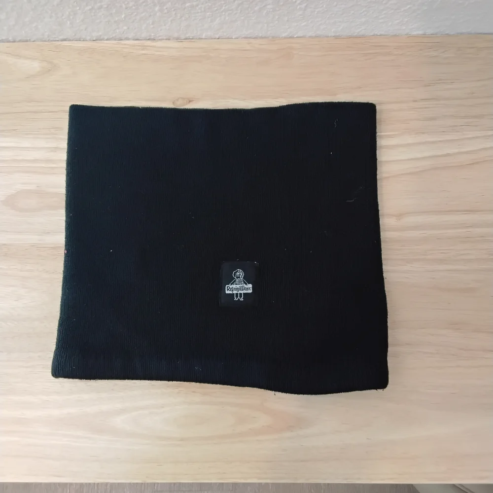 Black Knit Neck/Mouth Warmer